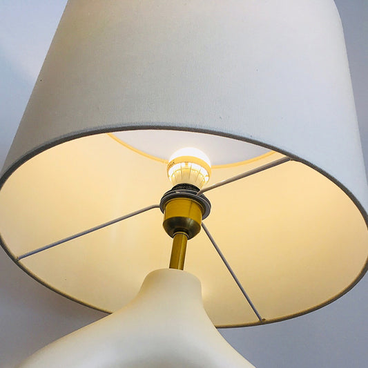 Lyxen Vellure™ Nordic Fabric Designer Table Lamp