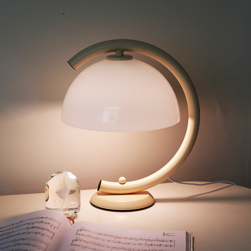 LYXEN™ Reverie – Retro Glass Bedside Lamp