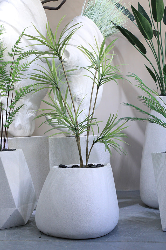 Lyxen™ White Luxury Vase Collection