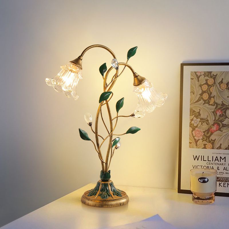 LYXEN™ Bloomcrest – Retro Floral Desk Lamp