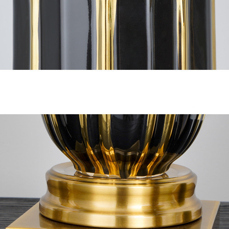 Lyxen Aureo™ Creative Ceramic Bedside Lamp