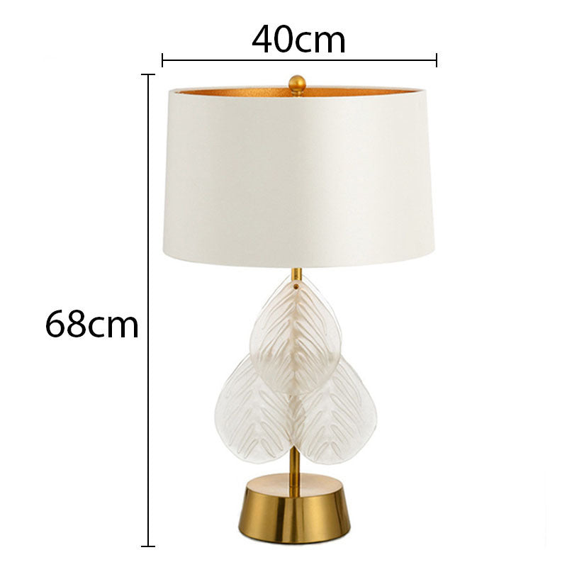 Lyxen GlowForm™ – Modern Decorative Metal Bedside Lamp