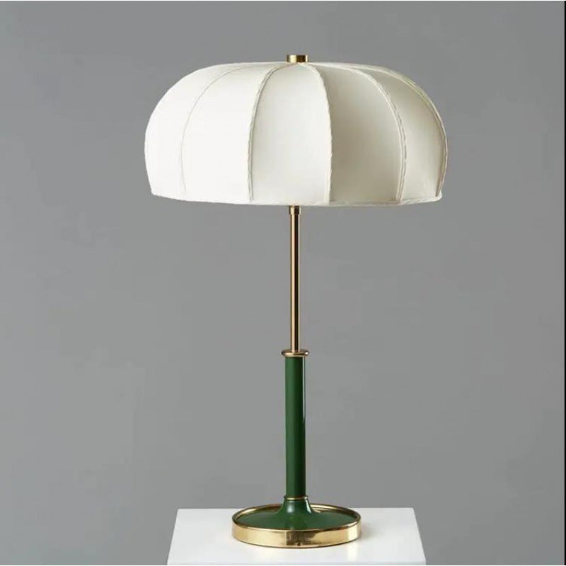 LYXEN™ Alta – Nordic Retro Luxe Table Lamp