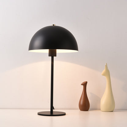 Lyxen MushroomGlow – Minimalist Iron Table Lamp