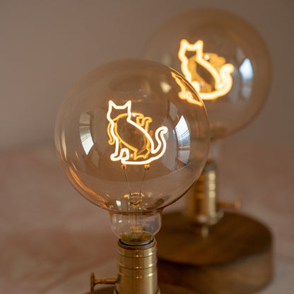 LYXEN™ LumiCat – Heartlight Walnut Bedside Lamp