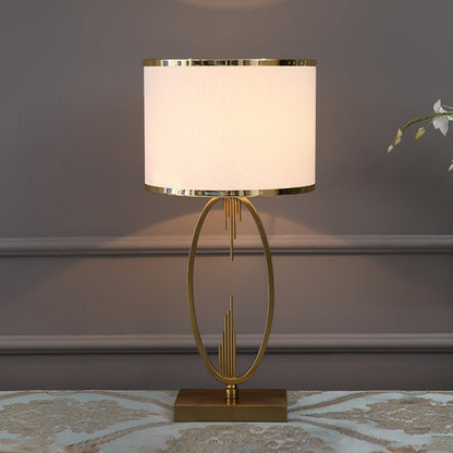 The Lyxen Gildé™ Lamp