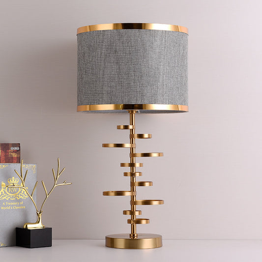 Lyxen HaloLux™ Modern Copper Table Lamp