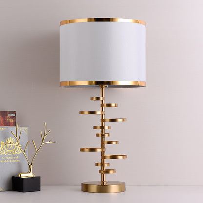Lyxen HaloLux™ Modern Copper Table Lamp