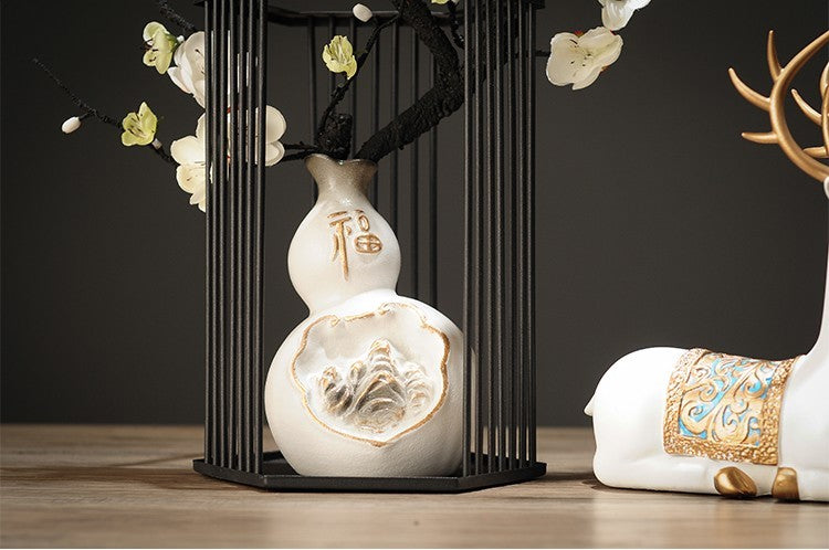 Lyxen White Serenity – Ceramic Deer Sculpture