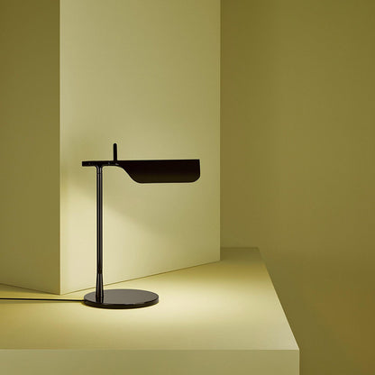 LYXEN™ Arcus – Swing Arm Reading Lamp