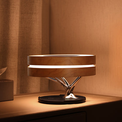 LYXEN LUMAWAVE™ – The Sound of Style. The Glow of Luxury.