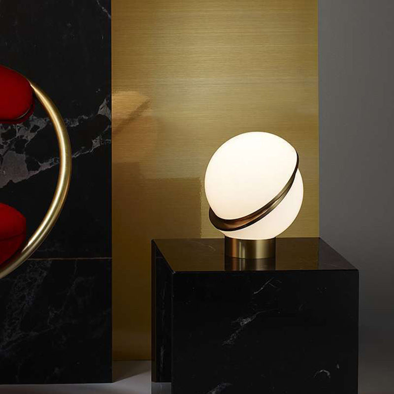 LYXEN™ Axis – Dislocation Ball Table Lamp