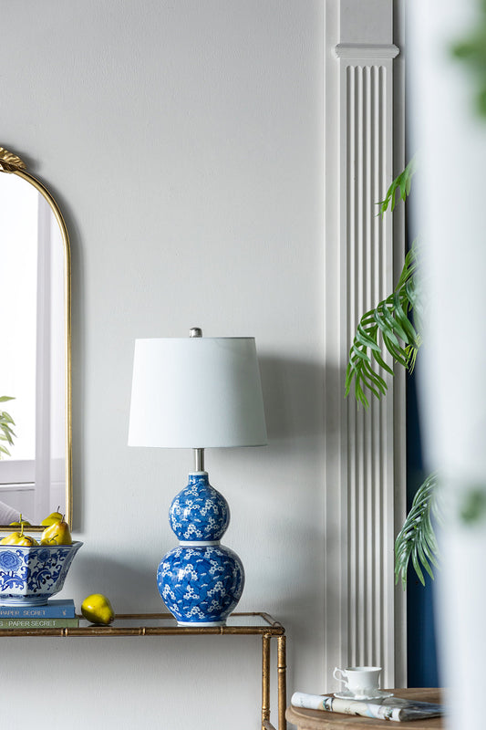 Lyxen Azure Crest Lamp