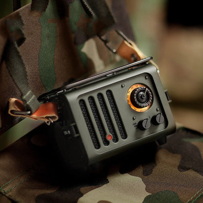 Lyxen ScoutBox – Tactical Retro Bluetooth Speaker