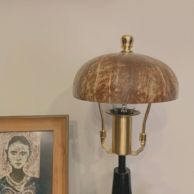 LYXEN™ Soluna – Vintage Coconut Shell Wood Table Lamp