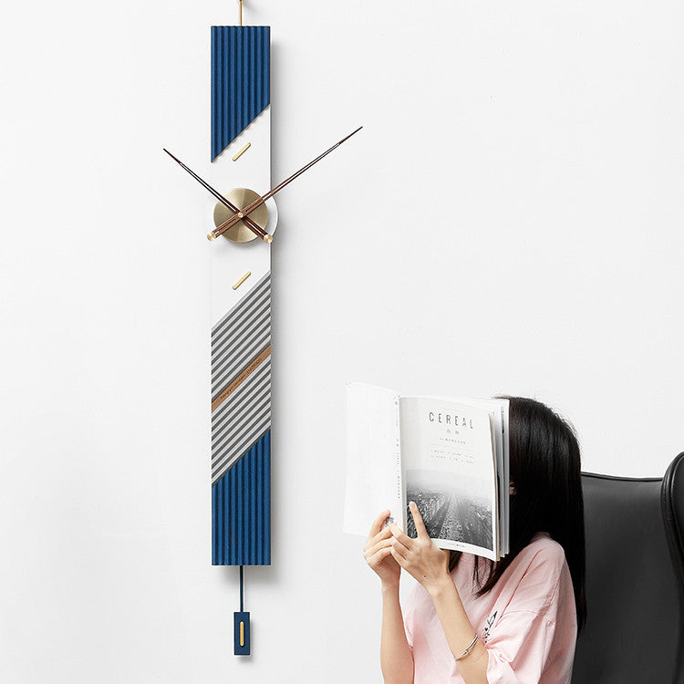 Lyxen VertiTime™ – Minimalist Nordic Vertical Wall Clock
