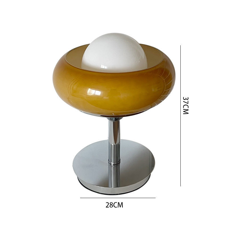 Lyxen GlowForm™ – Modern Decorative Metal Bedside Lamp