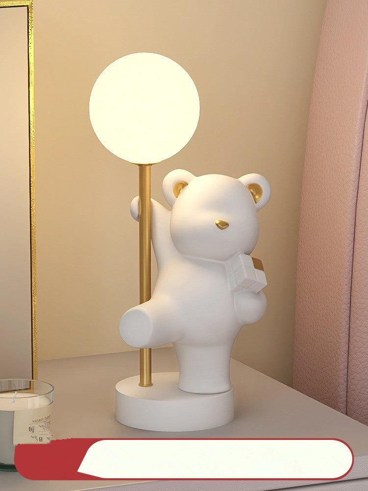 LYXEN™ CuboBear – Decorative Resin Bedside Lamp