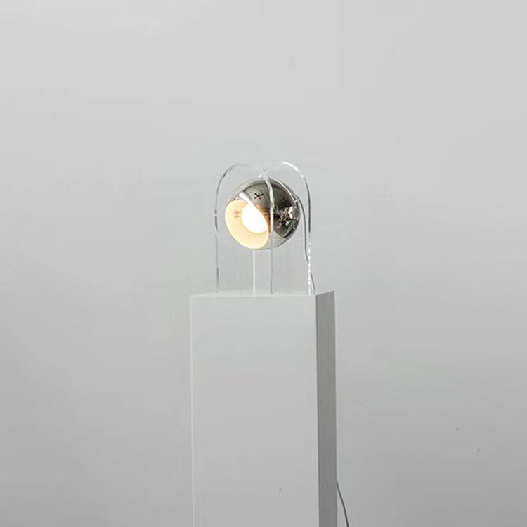LYXEN™ Nuvé – Acrylic Minimalist Table Lamp