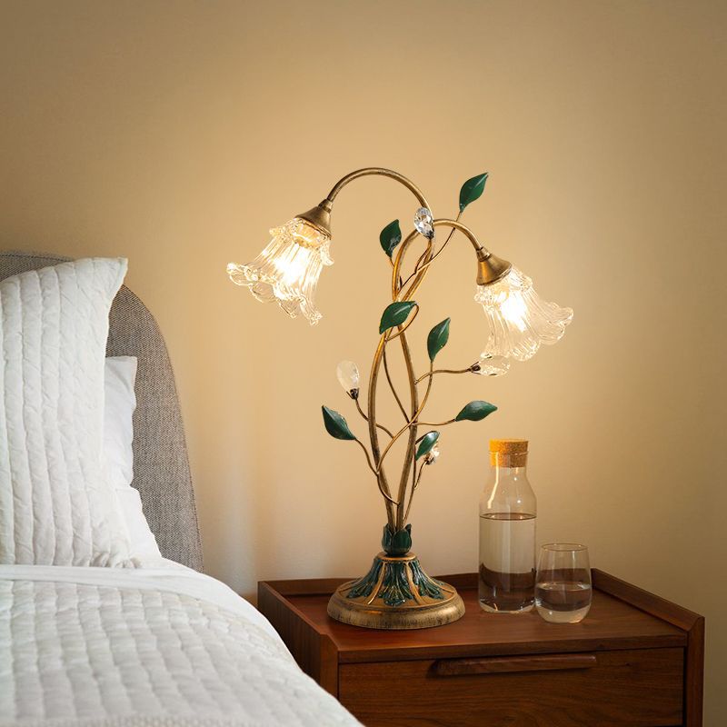 LYXEN™ Bloomcrest – Retro Floral Desk Lamp