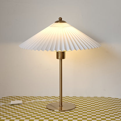 Retro Nostalgic Petal Fabric Copper High-end Umbrella-shaped Bedside Lamp