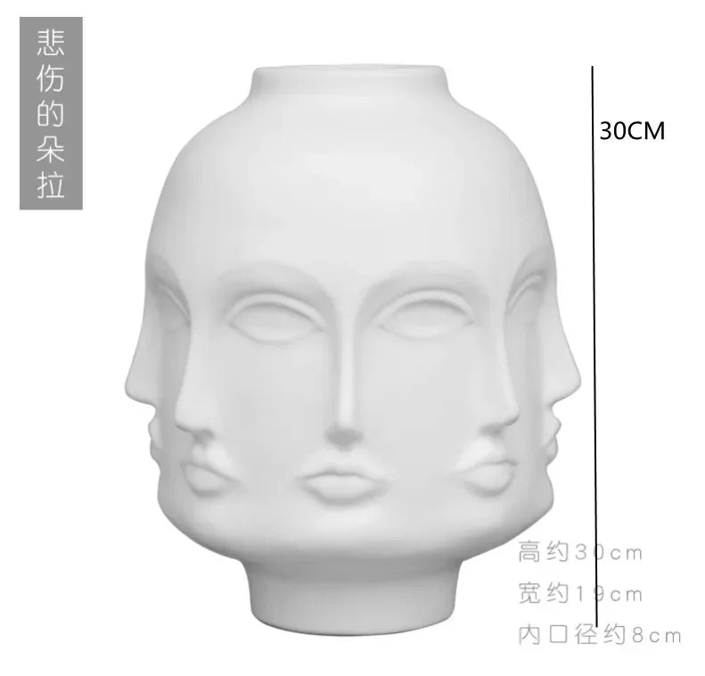 Lyxen™ Alta Crest – European Ceramic Table Vase