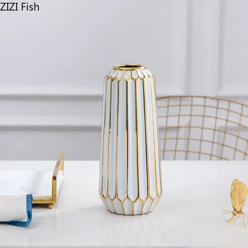 Lyxen™ Crestline – European Ceramic Table Vase