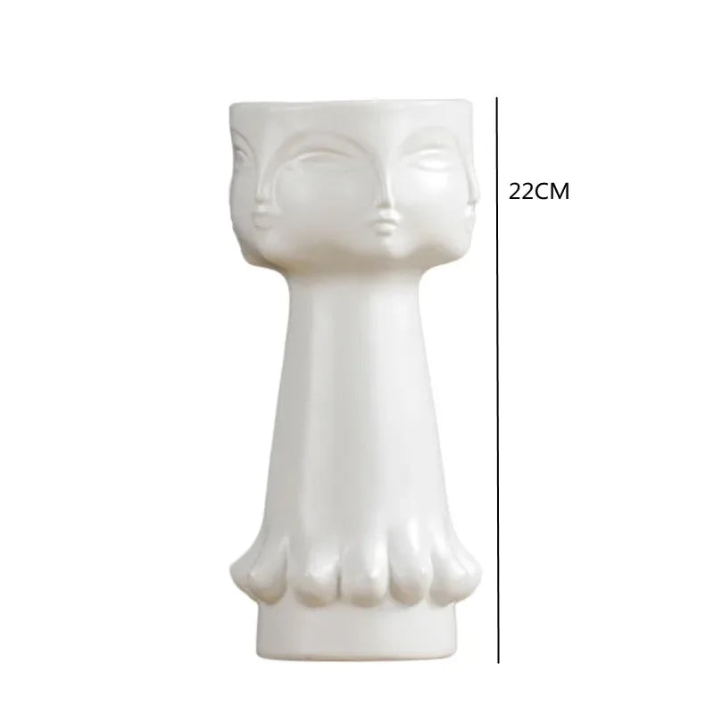 Lyxen™ Alta Crest – European Ceramic Table Vase