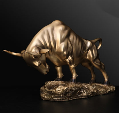 Lyxen NiuYun Soar – Luxury Animal Resin Sculpture