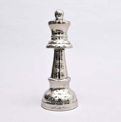 Lyxen™ Knight’s Command – Hammered Nickel Chess Sculpture