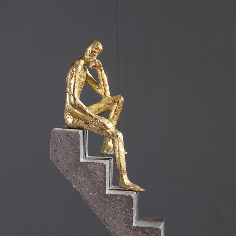 Lyxen™ Golden Presence – Abstract Figure Sculpture