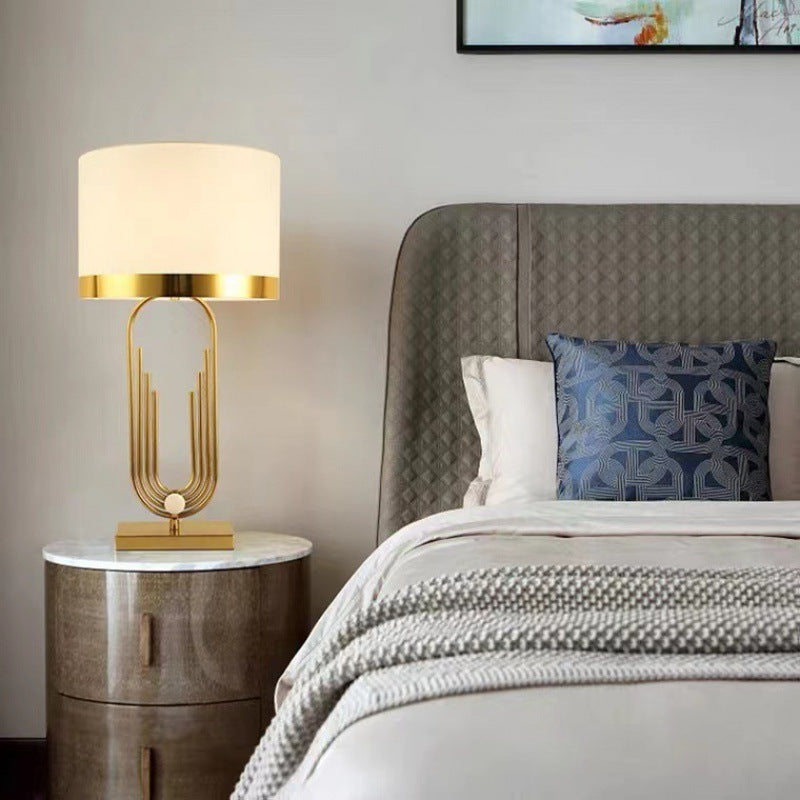 Lyxen Forma™ Sculpted Modern Table Lamp