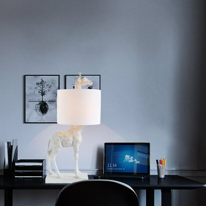 LYXEN™ Talltone – Giraffe Resin Bedside Lamp