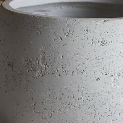 Lyxen™ Ivory Orb – Concrete Sphere Planter